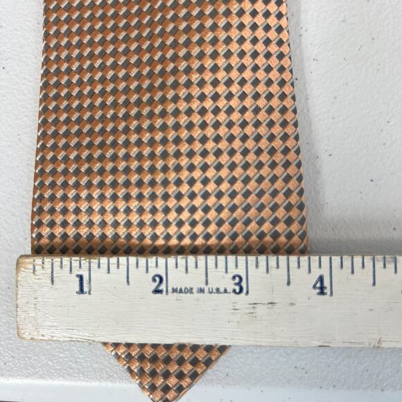 Charvet Place Vendome Men's Tie Checkered Basket Weave Gold Silk 3.75" x 57" - Picture 7 of 16